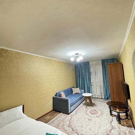 Квартира Рядом Арбата, Гоголя 92 Almatî Exterior foto