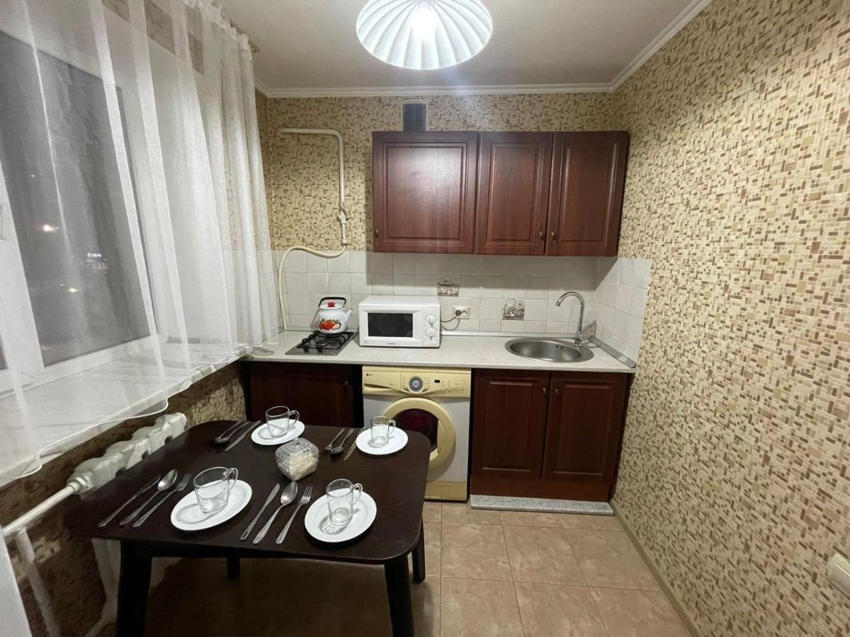Квартира Рядом Арбата, Гоголя 92 Almatî Exterior foto