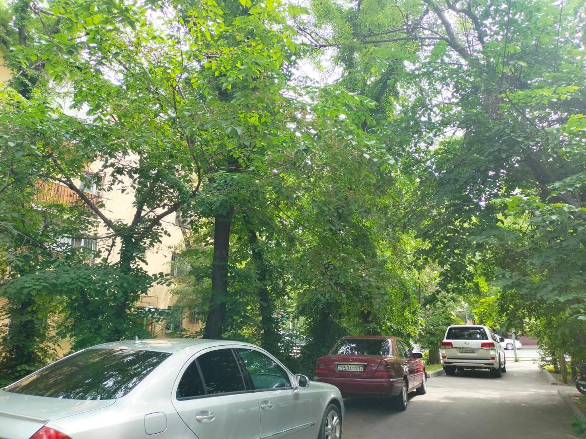 Квартира Рядом Арбата, Гоголя 92 Almatî Exterior foto